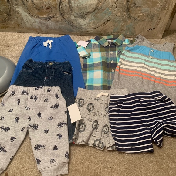⭐️MOVING SALE⭐️ 9mo baby outfit bundle - Picture 2 of 3